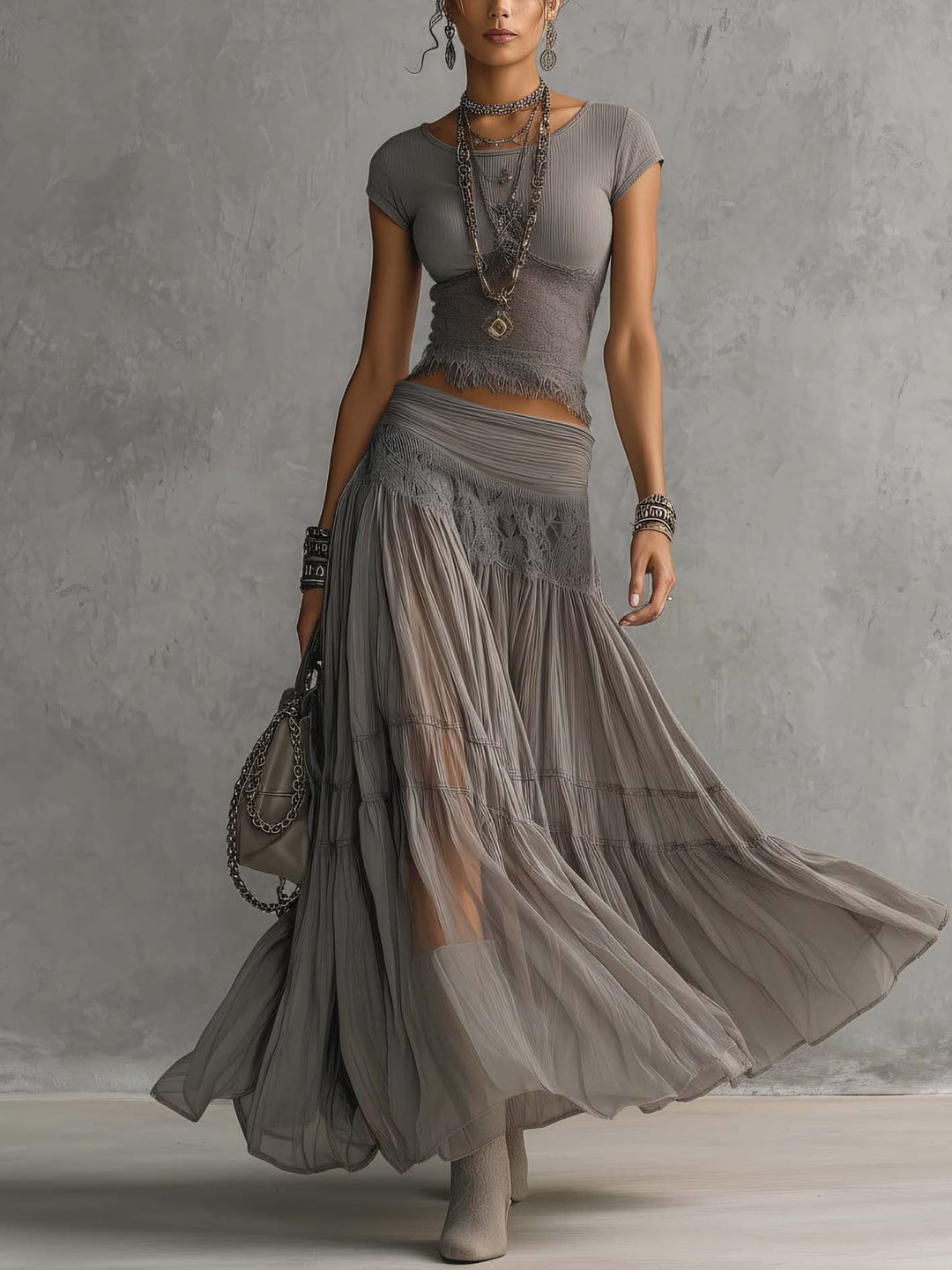 Grijze Doorzichtige Kanten Top met Panneaus en Geplooide Maxi Rok Set