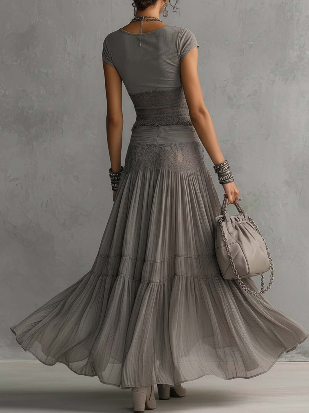 Grijze Doorzichtige Kanten Top met Panneaus en Geplooide Maxi Rok Set