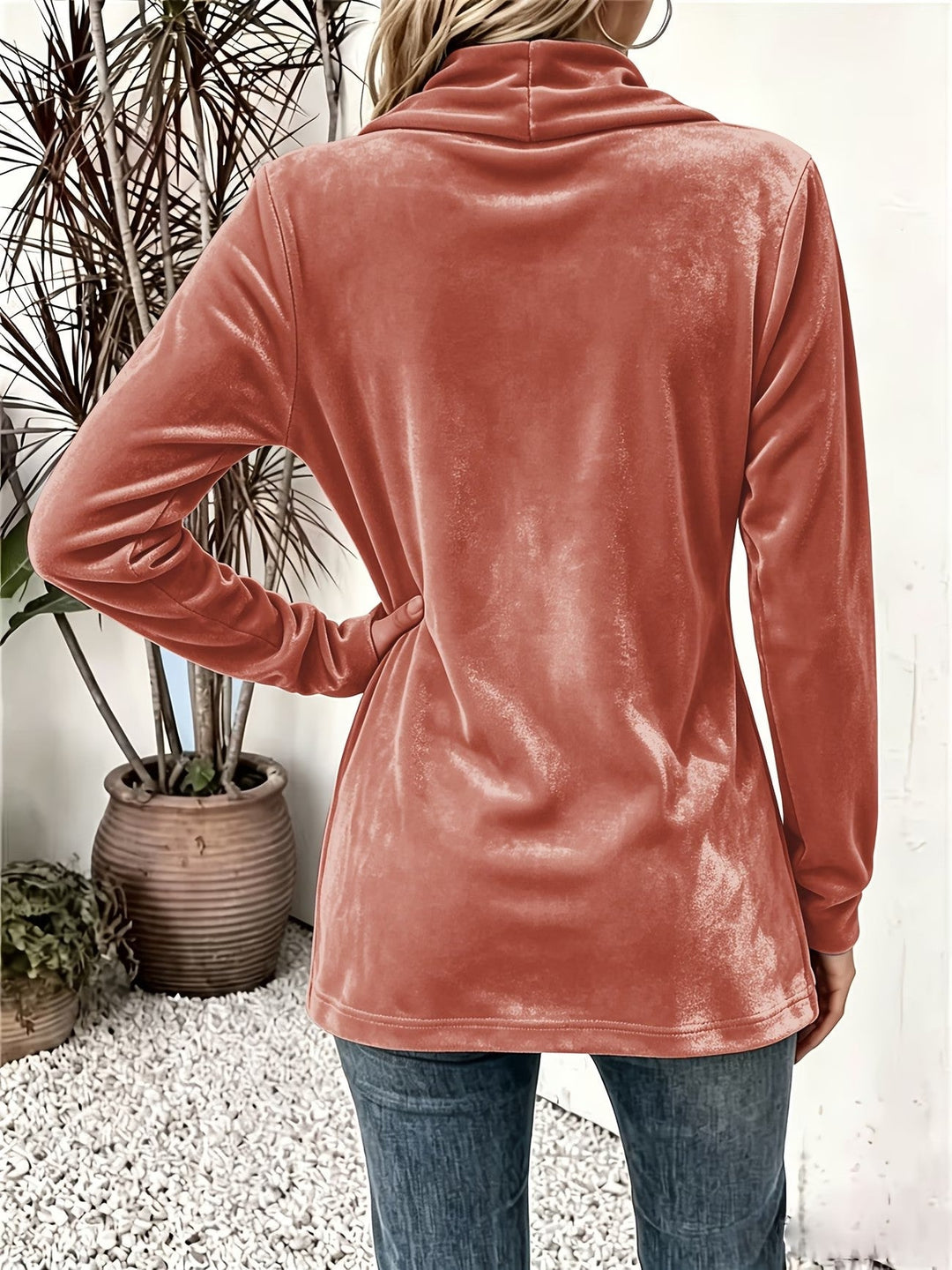 Sienna™ | Rustkleurige Velvet Knop-Tab Cardigan