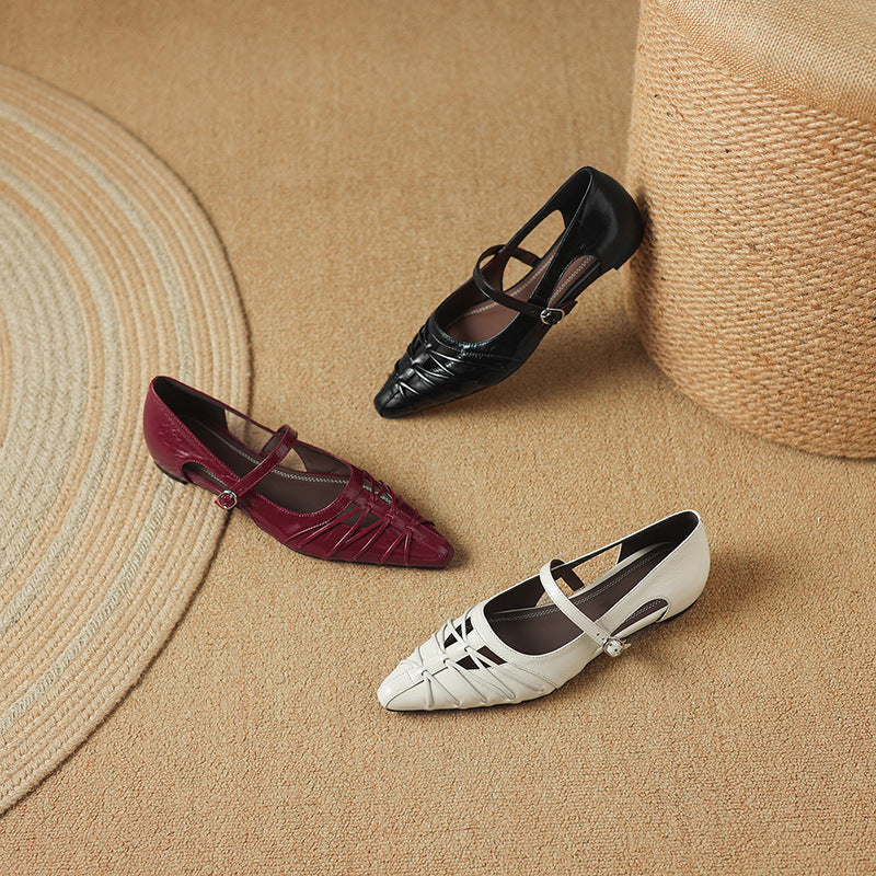Quenby | Puntige Lattice-Cut Mary Jane Ballerina