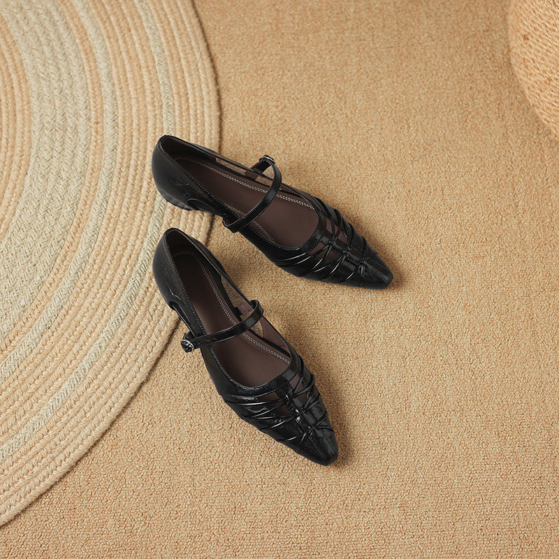 Quenby | Puntige Lattice-Cut Mary Jane Ballerina