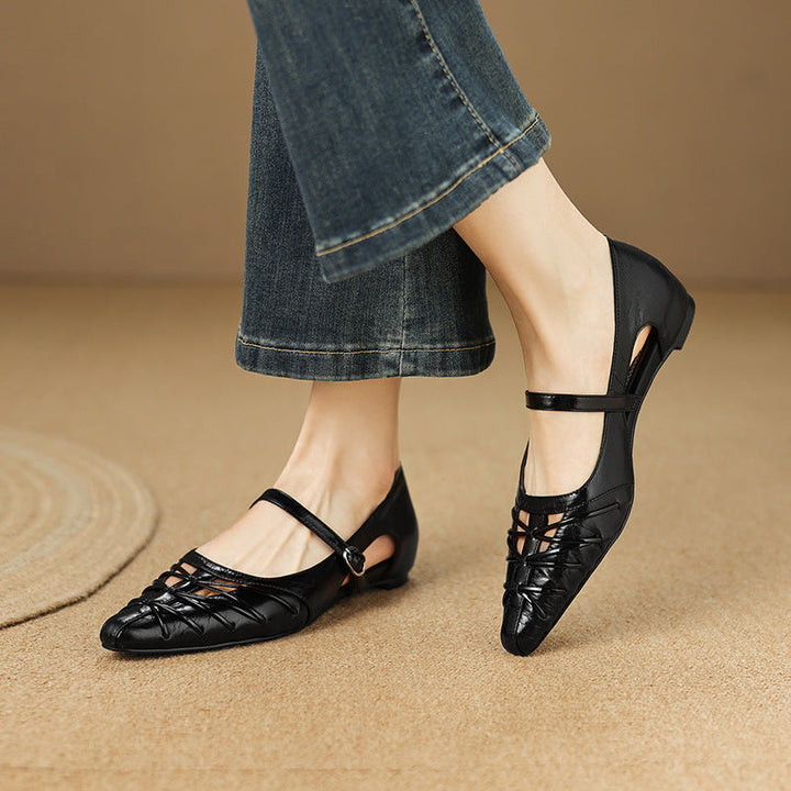 Quenby | Puntige Lattice-Cut Mary Jane Ballerina