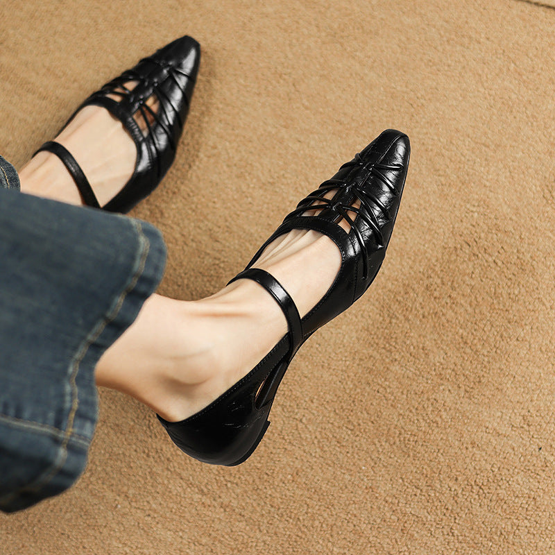 Quenby | Puntige Lattice-Cut Mary Jane Ballerina