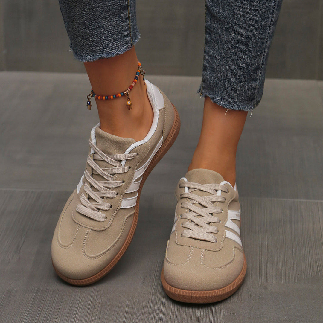 Deliza Comfort Trainers