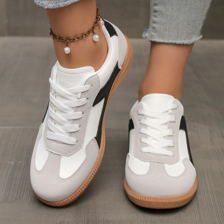 Naelle | Comfort Trainers