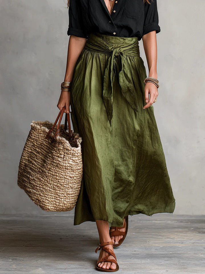 RIVER | Twee-delig Set: Zwarte Top en Olijfgroene Midi Rok