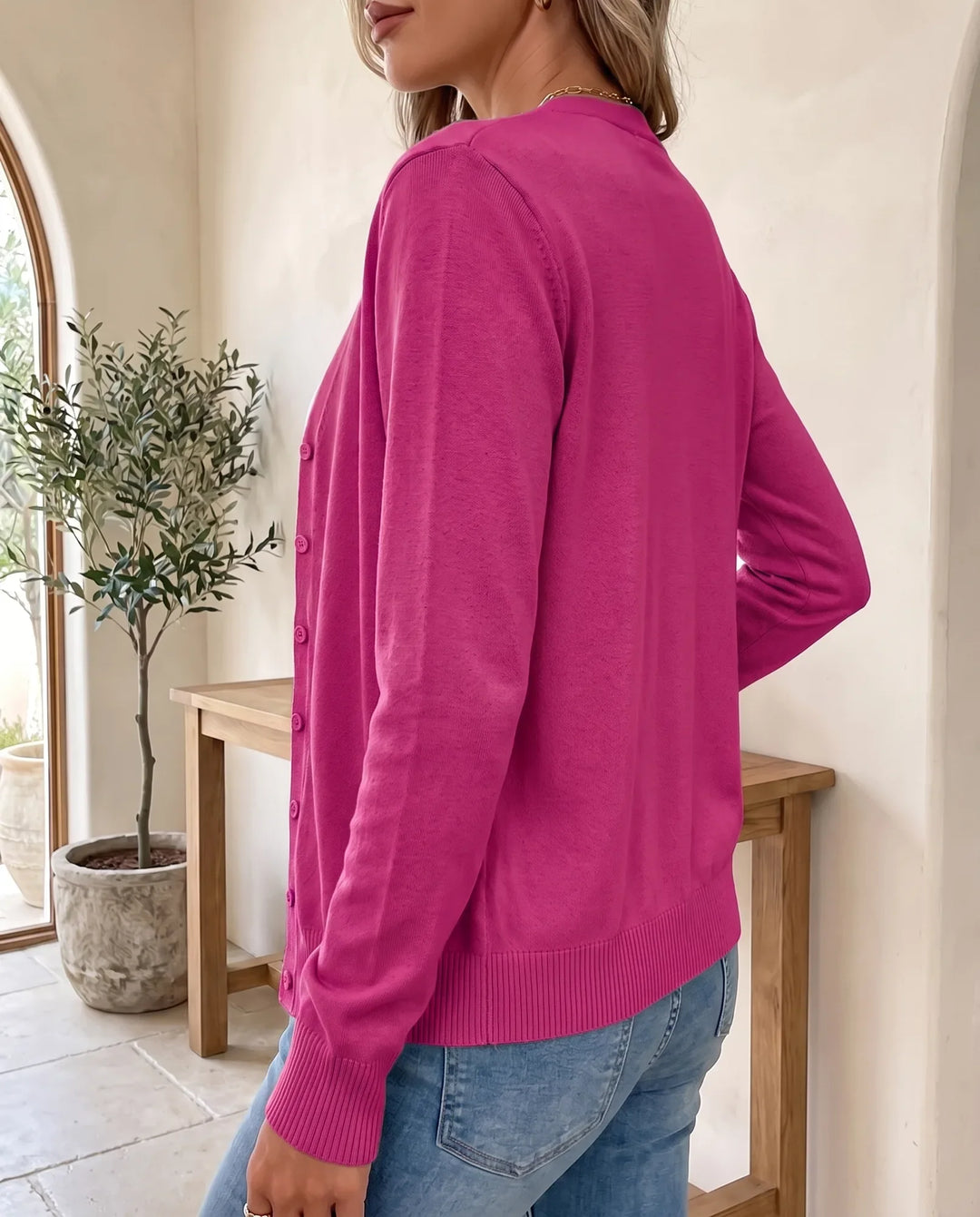 Odette Fijn Gebreide Cardigan voor Dames - Knopen Voor V-Hals - Roze Rood | Auburn Row