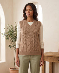 Georgia V-Hals Kabelgebreide Sweater Vest voor Vrouwen – Tan