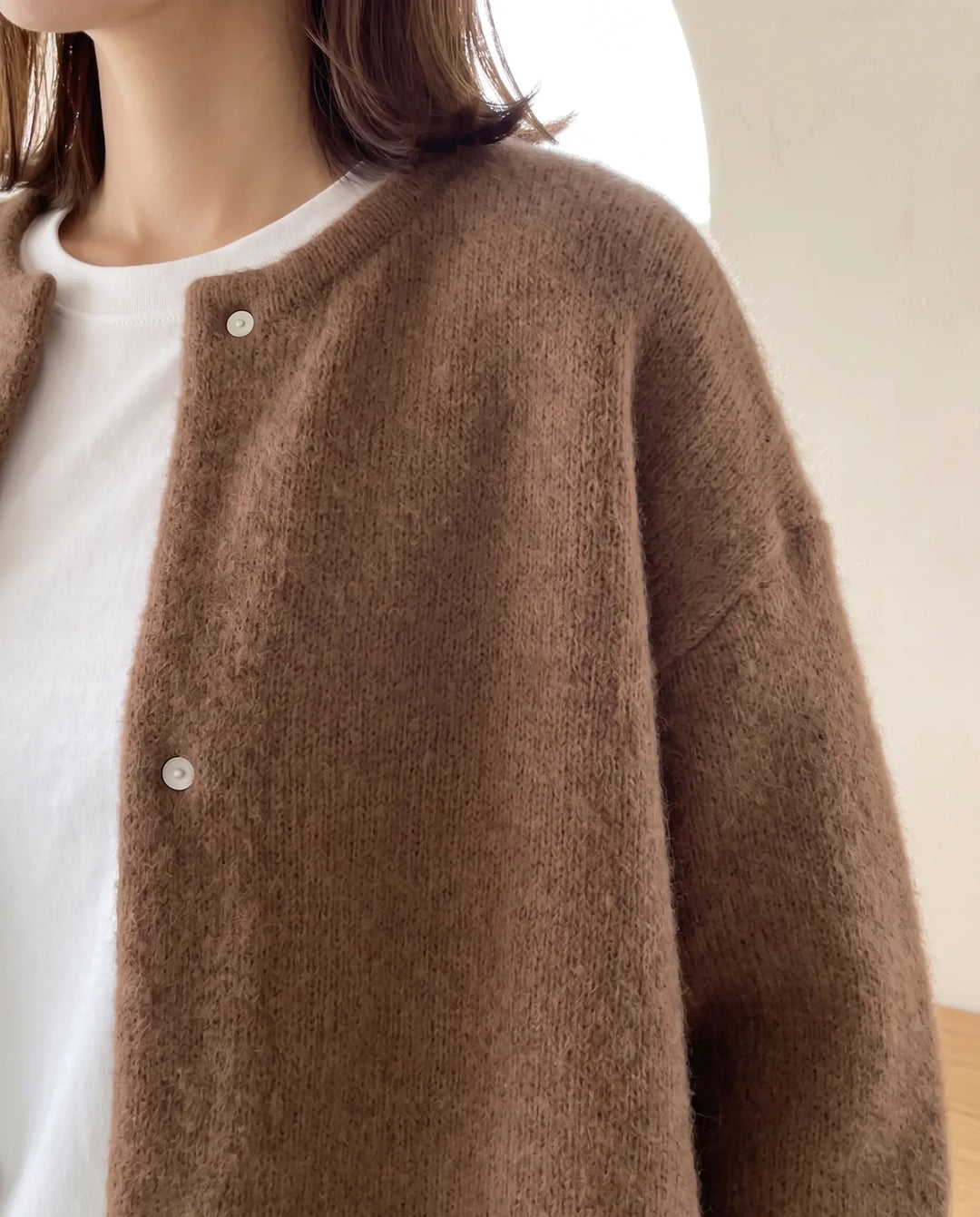 Wren Oversized Cardigan voor Vrouwen - Fluffy Knit Drukknopen Voorkant - Donkerbruin