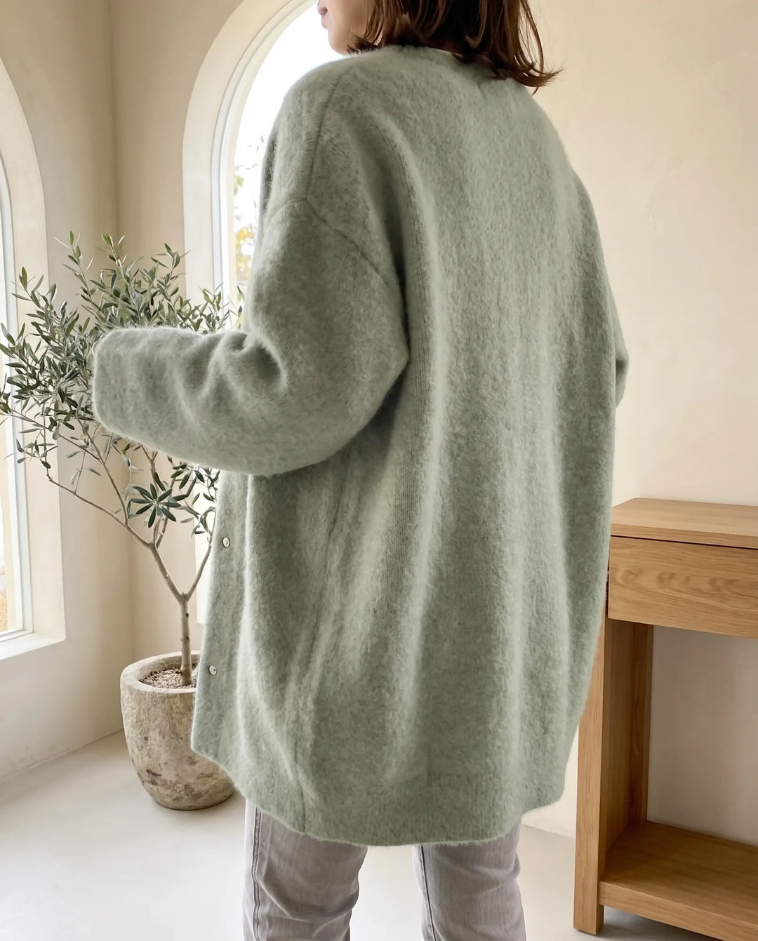Wren Oversized Cardigan voor Vrouwen - Fluffy Knit Drukknopen Voorkant - Saliegroen