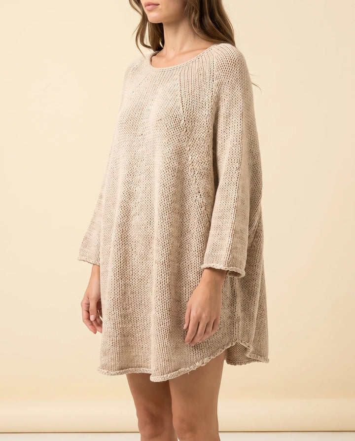 Eloise Trui voor Dames - Oversized Poncho-Stijl Met Gebogen Zoom en Ronde Hals