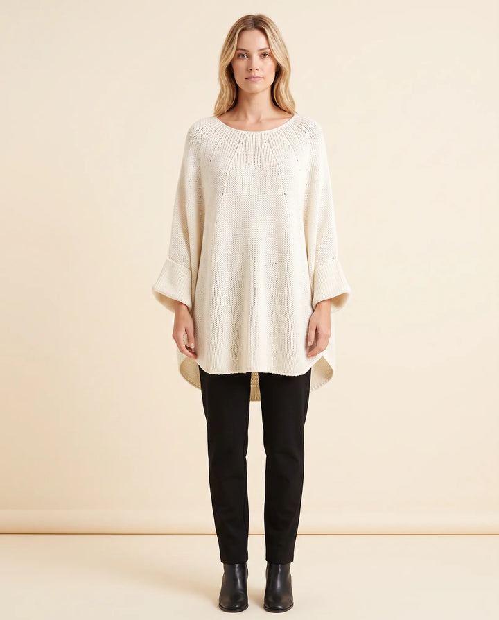 Eloise Trui voor Dames - Oversized Poncho-Stijl Met Gebogen Zoom en Ronde Hals