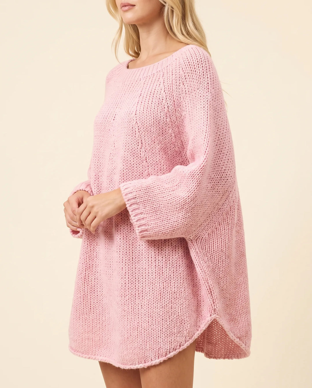 Eloise Trui voor Dames - Oversized Poncho-Stijl Met Gebogen Zoom en Ronde Hals