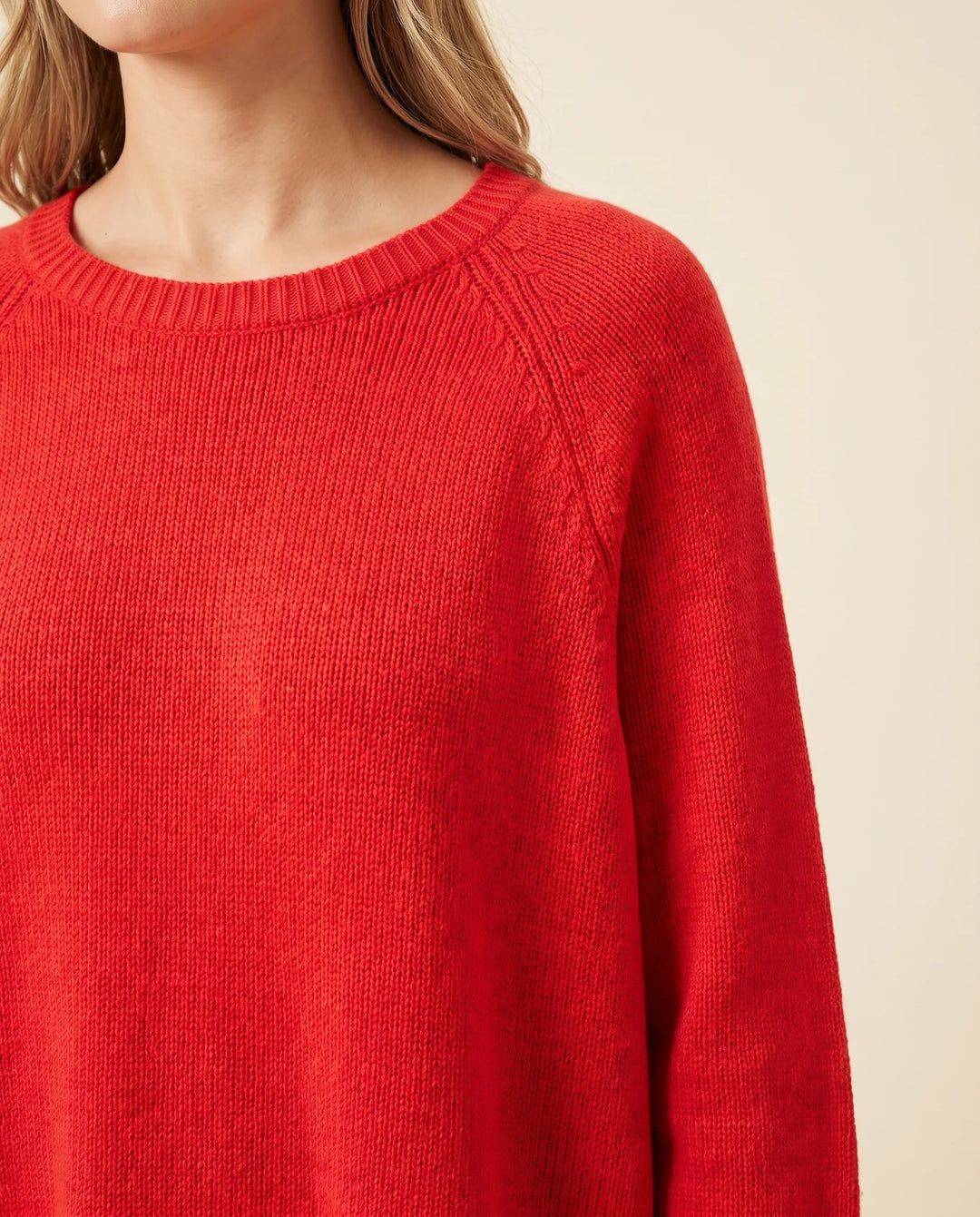 Eloise Trui voor Dames - Oversized Poncho-Stijl Met Gebogen Zoom en Ronde Hals