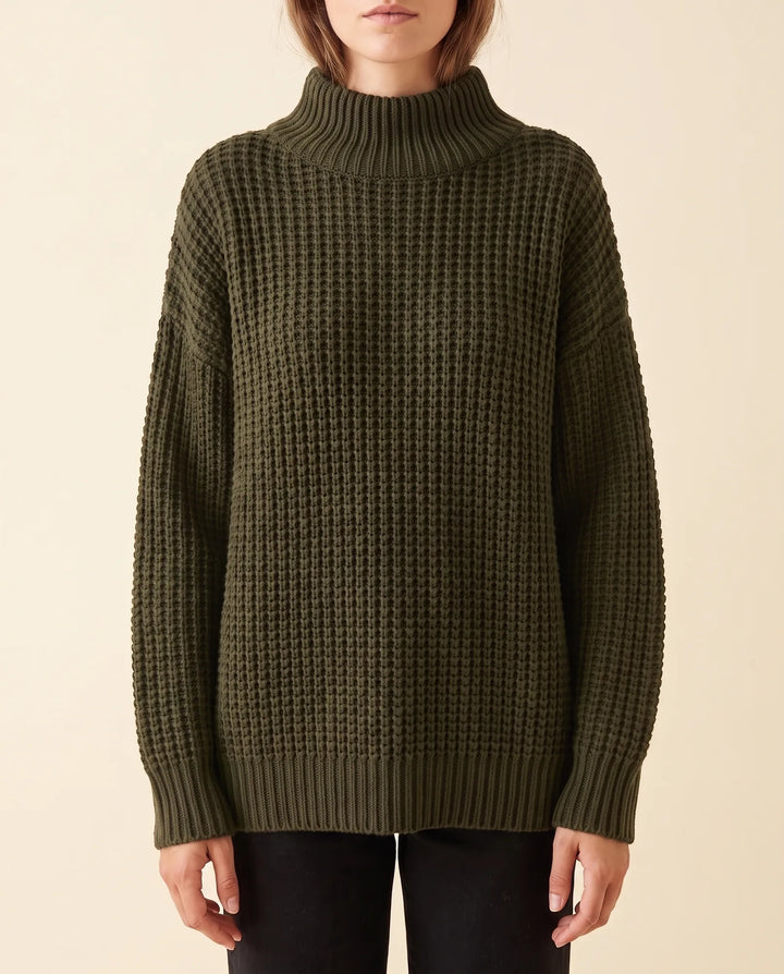 Vrouwen Fern Coltrui - Oversized Chunky Brei Met Verlaagde Schouders