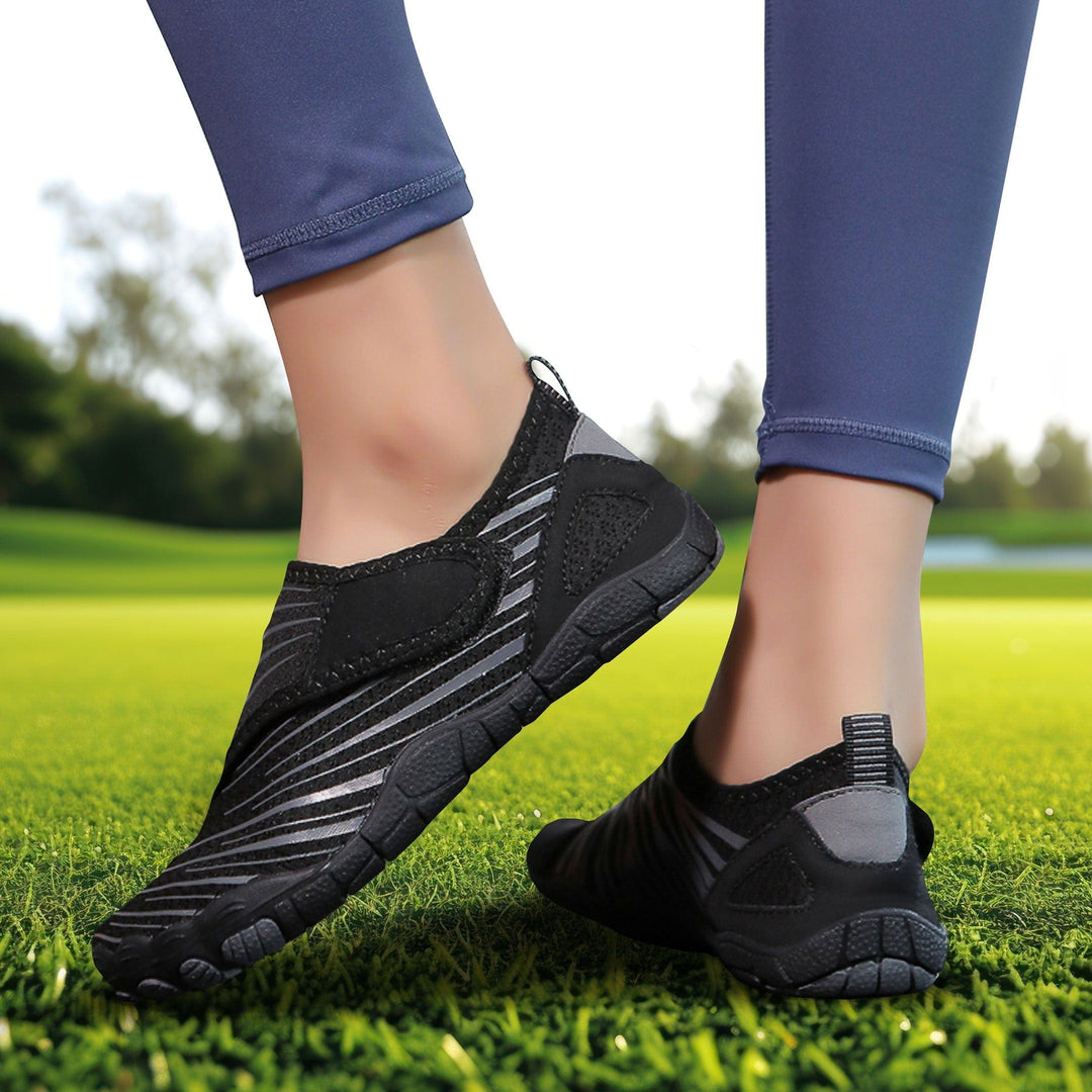 Mira - Barefoot Orthopedische Trainers