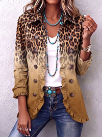 Carmela | Okergele blazer met panterprint en ruches