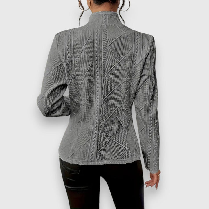 Loretta | Gestructureerde cardigan met knoopsluiting