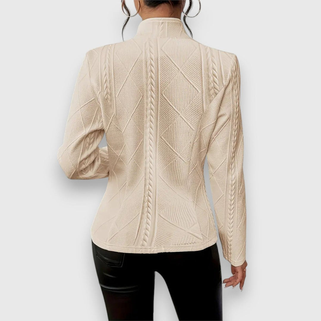 Loretta | Gestructureerde cardigan met knoopsluiting