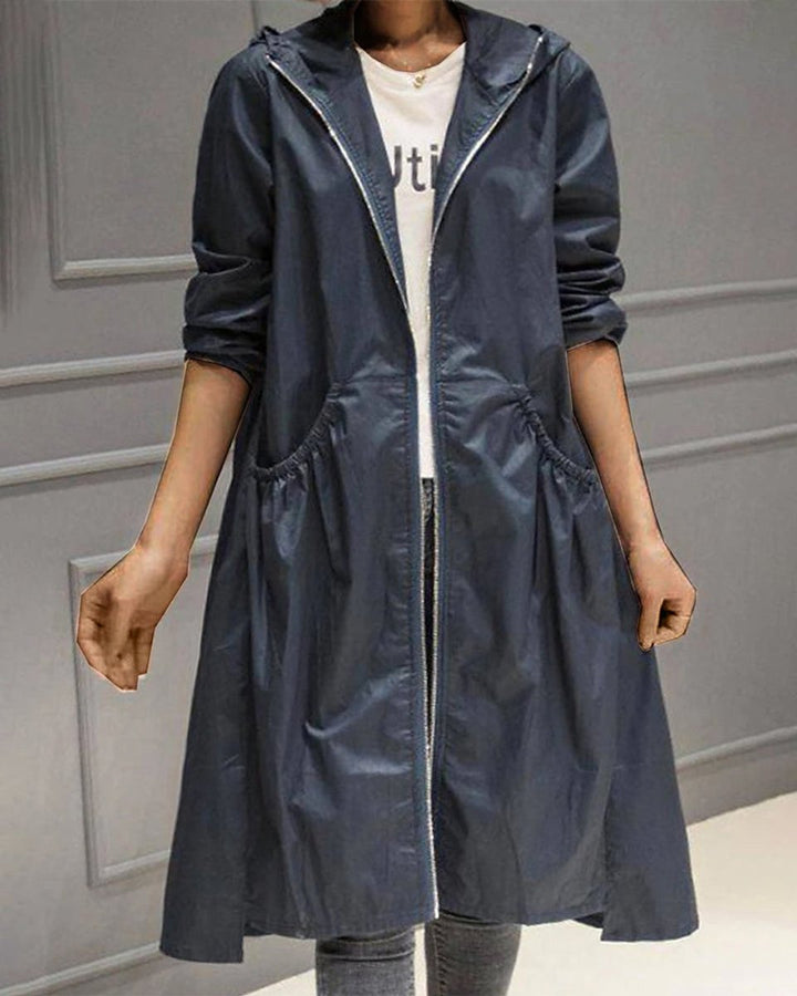 Kathleen | Lange trenchcoat met capuchon en rits